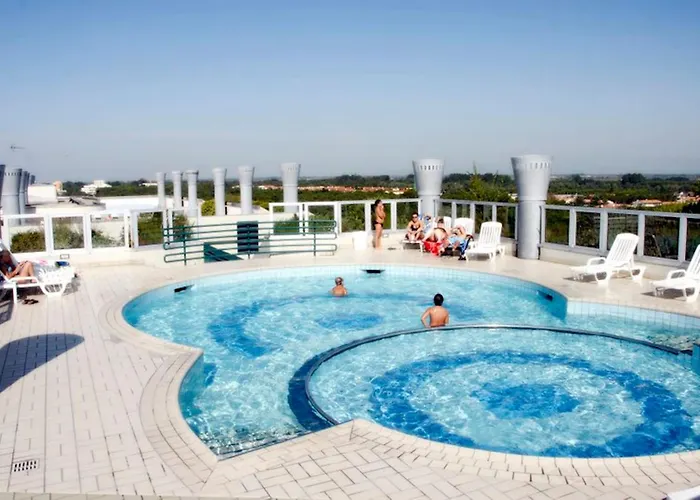 Apartman Comfortable Flat With Shared Pool *
