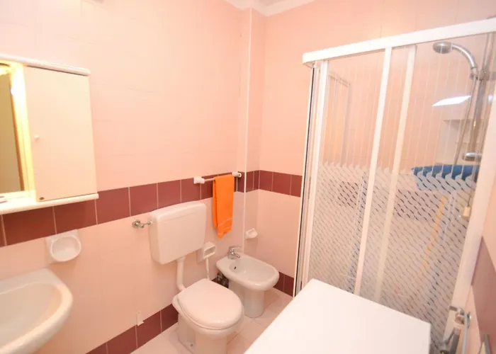 Apartman Comfortable Flat With Shared Pool Bibione