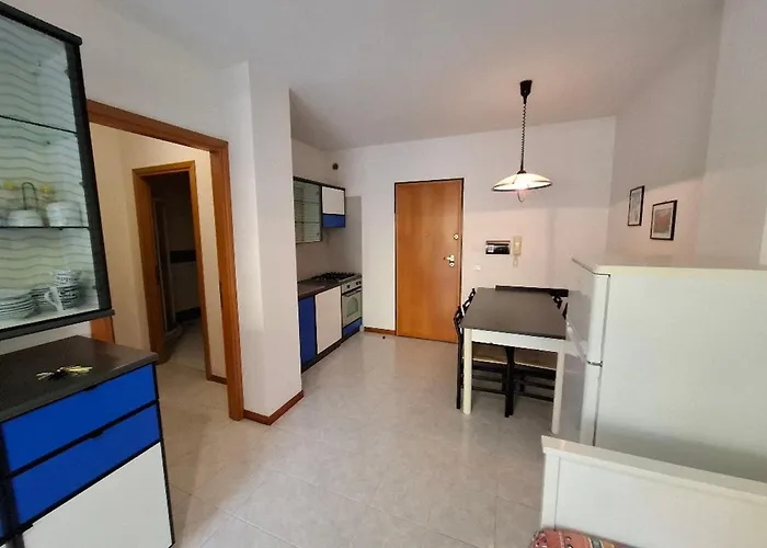 Comfortable Flat With Shared Pool Apartman Bibione