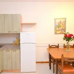 아파트 Comfortable Flat With Shared Pool 비비오네