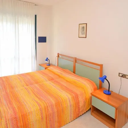 Comfortable Flat With Shared Pool * ビビオーネ